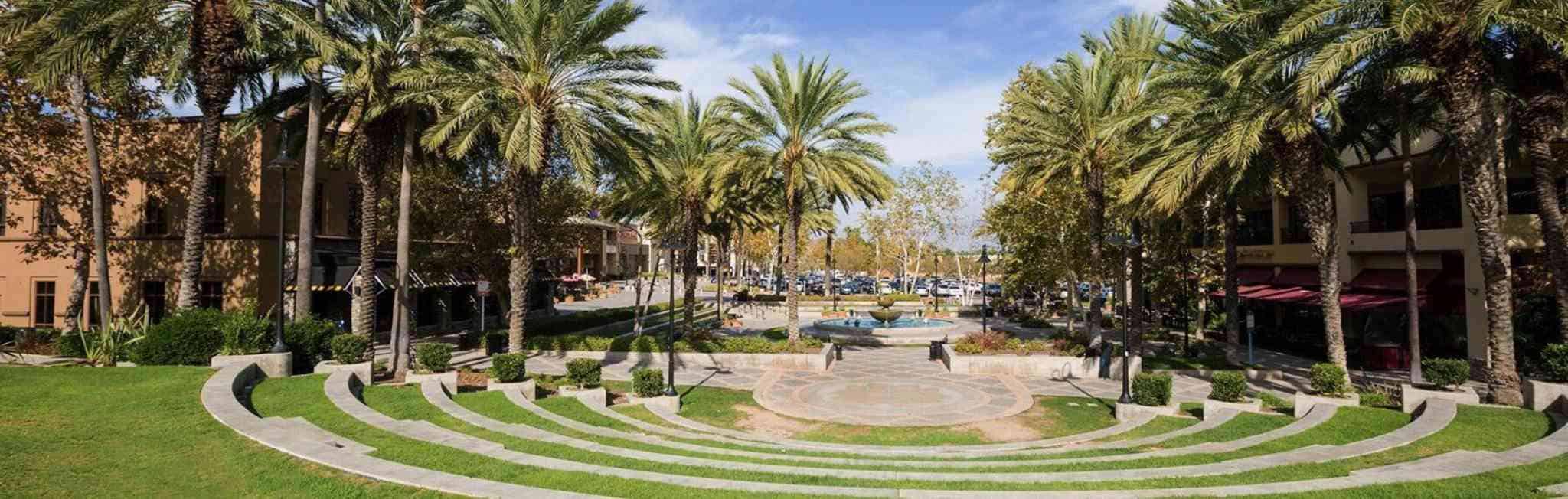 ALISO VIEJO TOWN CENTER